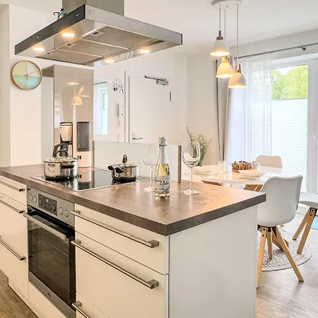 Sterntaucher 04 Преров