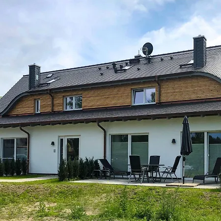 Sterntaucher 04 Daire *