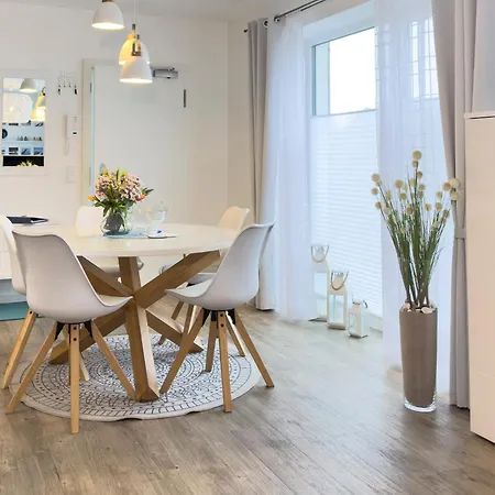 Sterntaucher 04 Daire